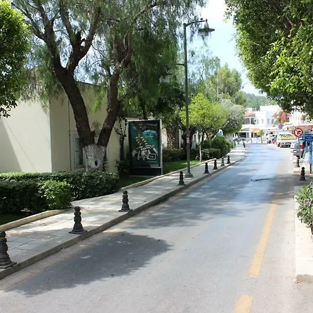 02- Merkez Marina Da Daire * Bodrum