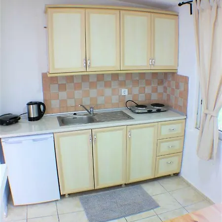 Apartman 02- Merkez Marina Da Daire *
